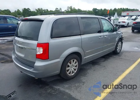 2016 Chrysler Town & Country Touring из США, поврежденный, VIN 2C4RC1BG3GR228962